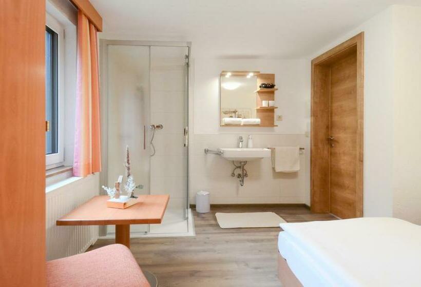 شقة 4 غرف, Lammerauhof