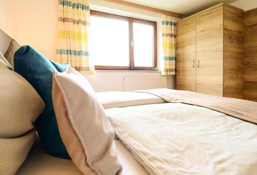 شقة غرفتين, Lammerauhof