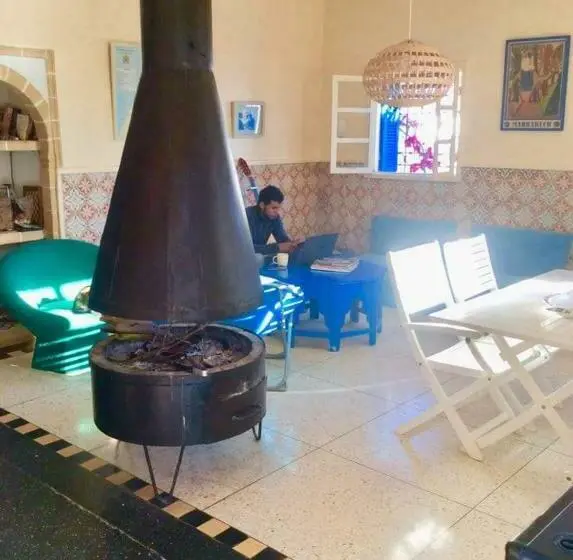 エコノミー４人部屋, Villa Soleil