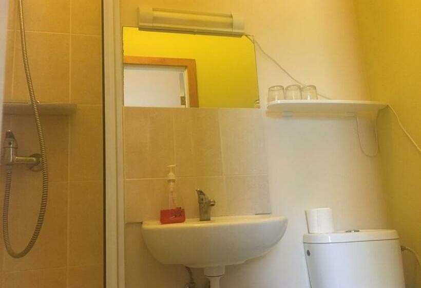 اتاق استاندارد, Parko Vila