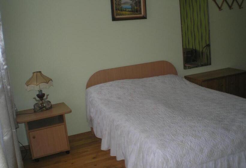 اتاق استاندارد یک نفره, Parko Vila