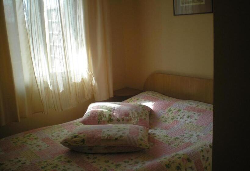 اتاق استاندارد با بالکن, Parko Vila