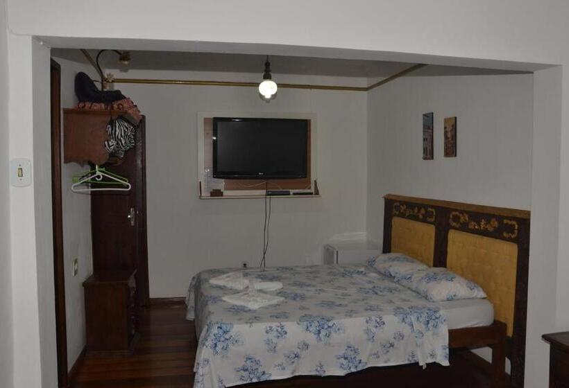 غرفة قياسية رباعية, Pousada Gamarano