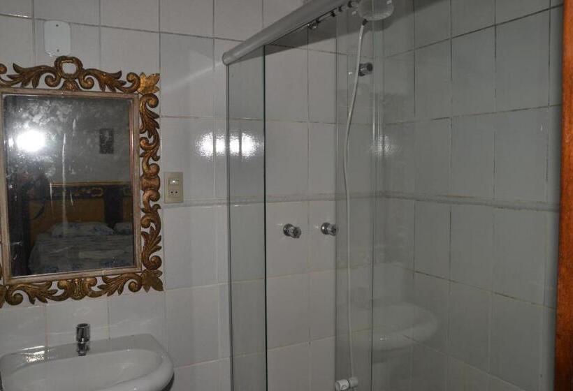 غرفة قياسية رباعية, Pousada Gamarano