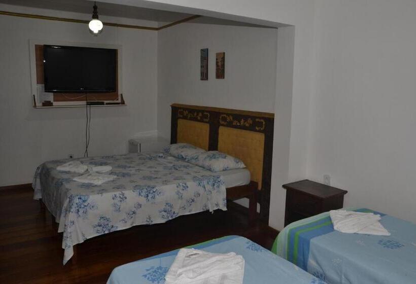 غرفة قياسية رباعية, Pousada Gamarano