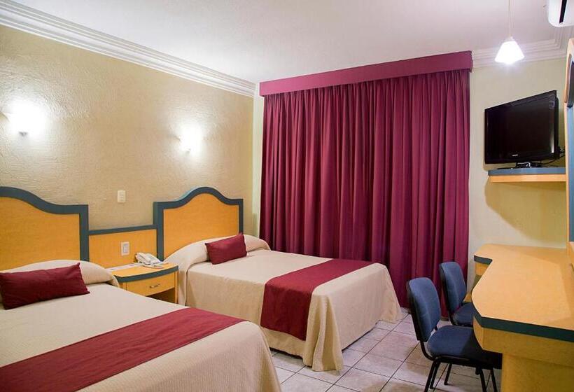 Háromágyas Standard Szoba, Madrid Minatitlán