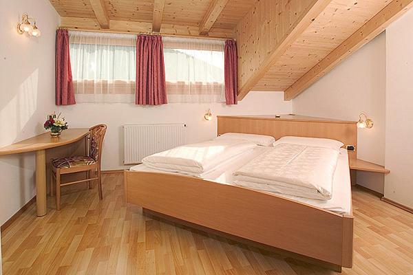 Апартаменты 2 Спальни, Tinahof