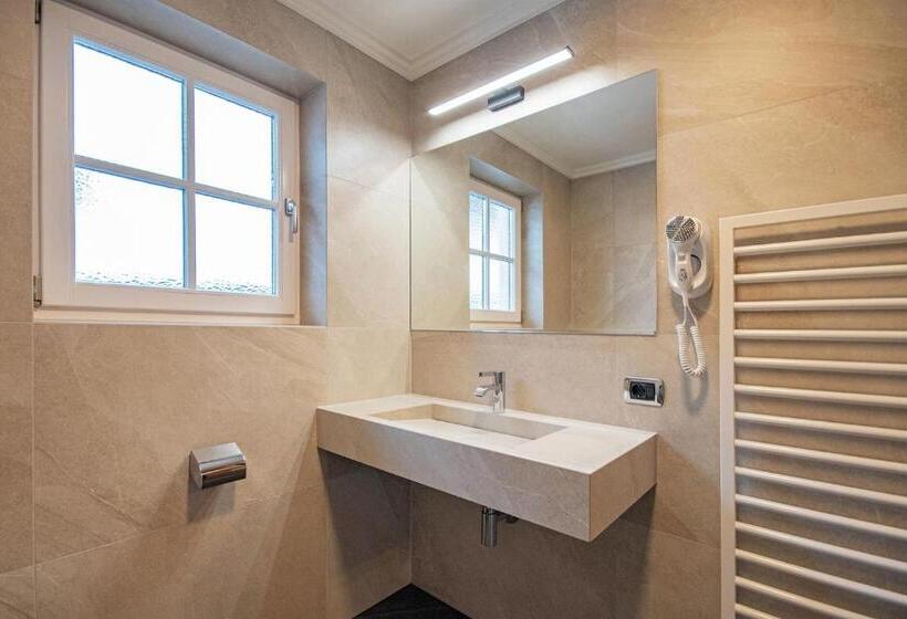 Апартаменты 2 Спальни, Tinahof