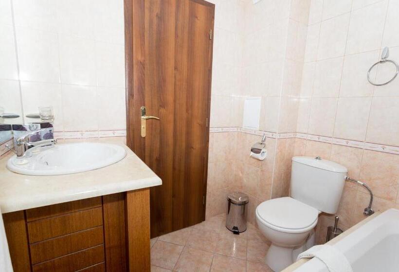 侧面带海景及2个卧室的公寓, Kaliakria Resort