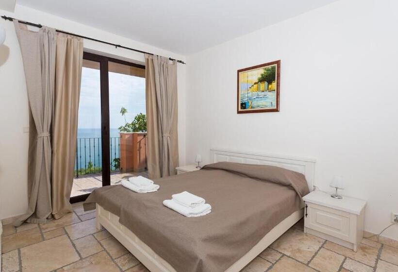 带3个卧室带海景的公寓, Kaliakria Resort