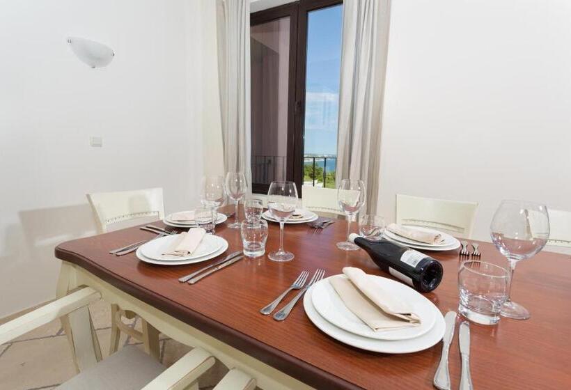 带3个卧室带海景的公寓, Kaliakria Resort