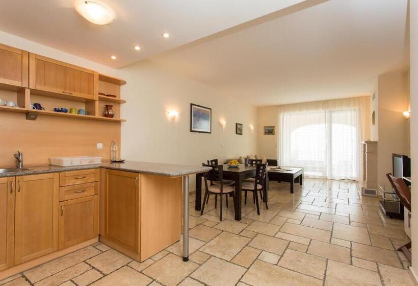 侧面带海景及2个卧室的公寓, Kaliakria Resort