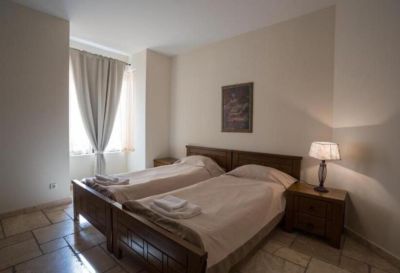 带3个卧室带海景的公寓, Kaliakria Resort