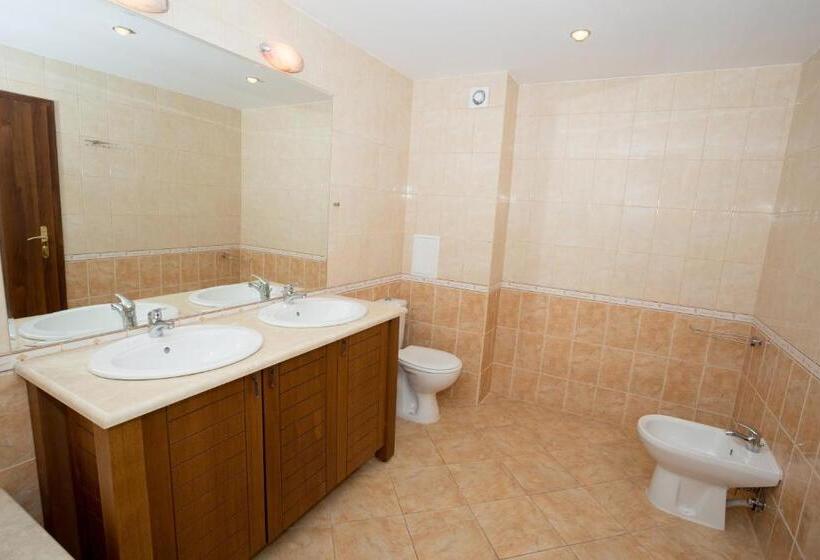 带3个卧室带海景的公寓, Kaliakria Resort