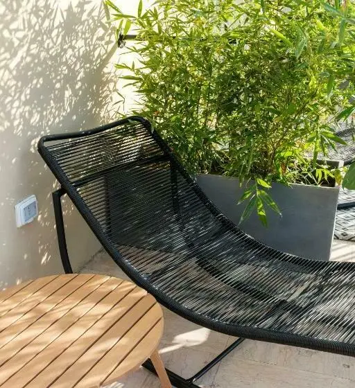 اتاق لوکس با چشم‌انداز دریا, Malalbergo