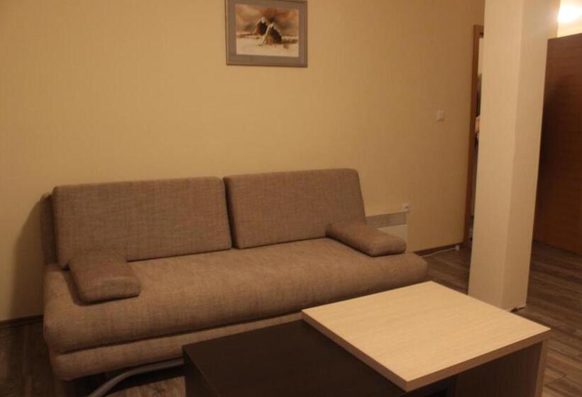 آپارتمان 2 خوابه, Apartments And Rooms Max Well