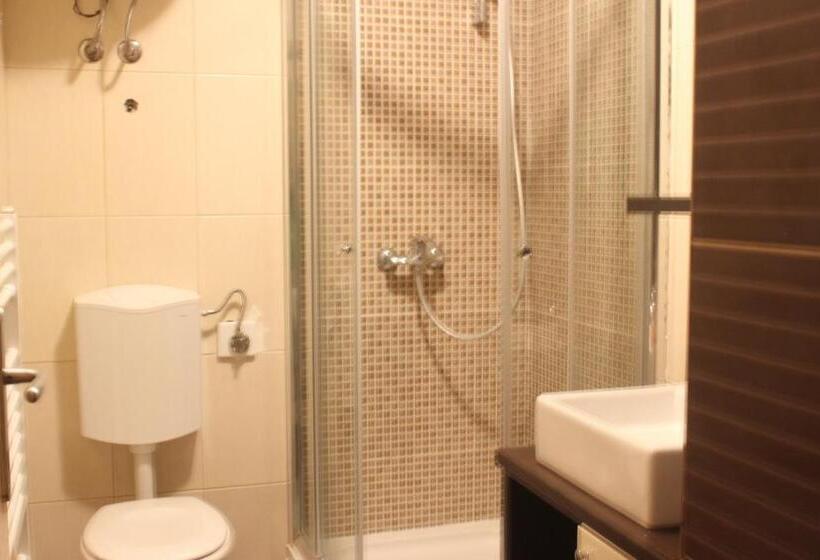 آپارتمان 2 خوابه, Apartments And Rooms Max Well