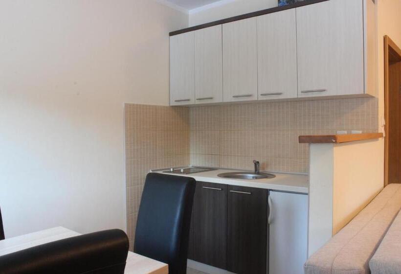 Apartamento 1 Dormitório, Apartments And Rooms Max Well