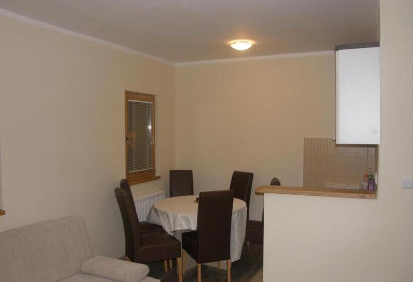 آپارتمان 1 خوابه, Apartments And Rooms Max Well