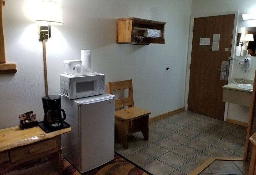 جناح, Days Inn By Wyndham Sandpoint