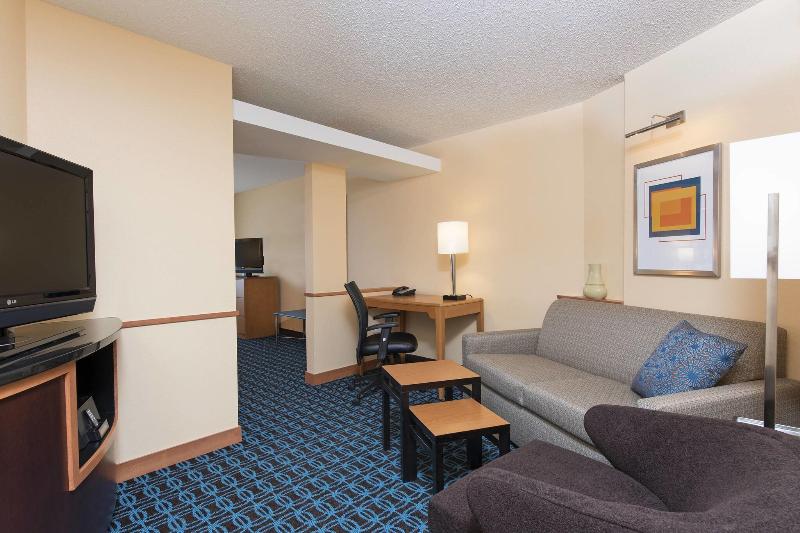 스탠다드 스튜디오 킹침대, Fairfield Inn & Suites By Marriott Omaha Downtown