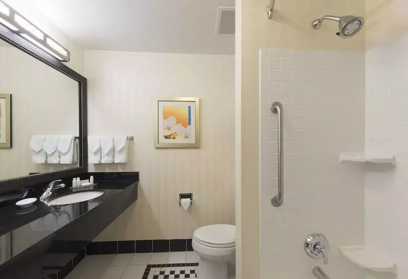Standard-huone 2 Parivuodetta, Fairfield Inn & Suites By Marriott Omaha Downtown