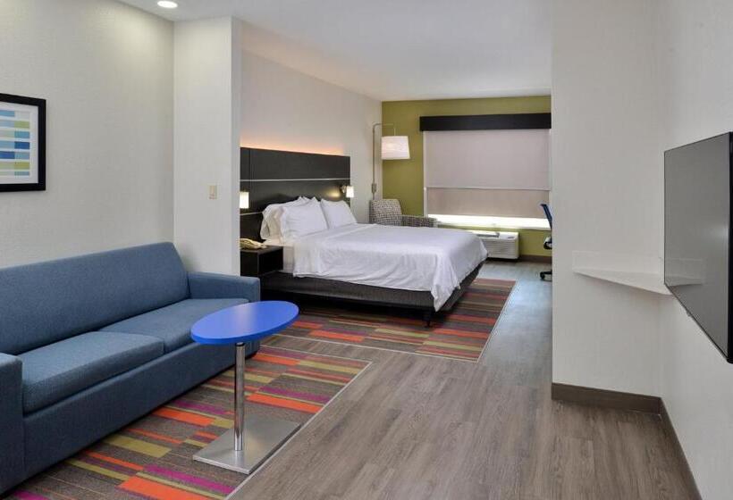 جناح لذوى الاحتياجات الخاصة, Holiday Inn Express Hotel & Suites Carthage, An Ihg