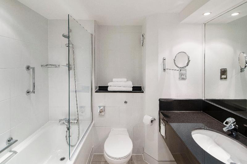 适合残疾人士使用的套间, Holiday Inn Express Hotel & Suites Carthage, An Ihg