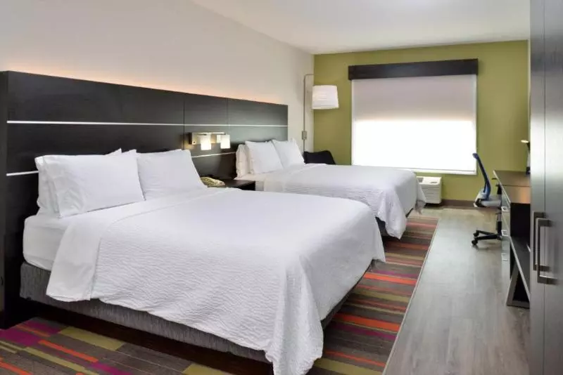 身障者適用スイートルーム, Holiday Inn Express Hotel & Suites Carthage, An Ihg
