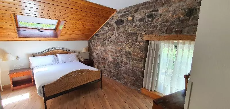 キングサイズベッドのスタンダードルーム, Holiday Inn Express Hotel & Suites Carthage, An Ihg
