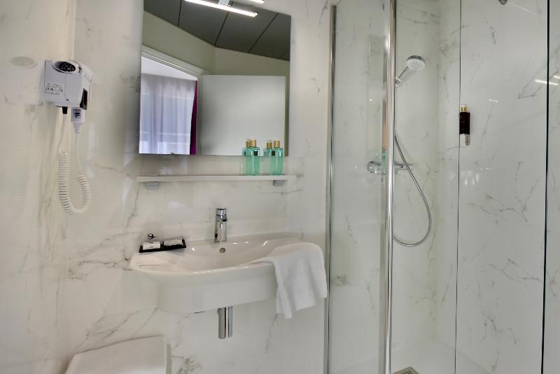 חדר סטנדרט, מיטת קינג, מותאם לאדם עם מוגבלויות, Holiday Inn Express Louisville Northeast, An Ihg