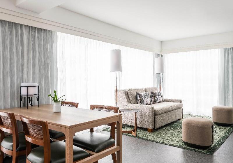 Номер Executive Кровать Кинг, Holiday Inn Express St. Louis Central West End, An Ihg
