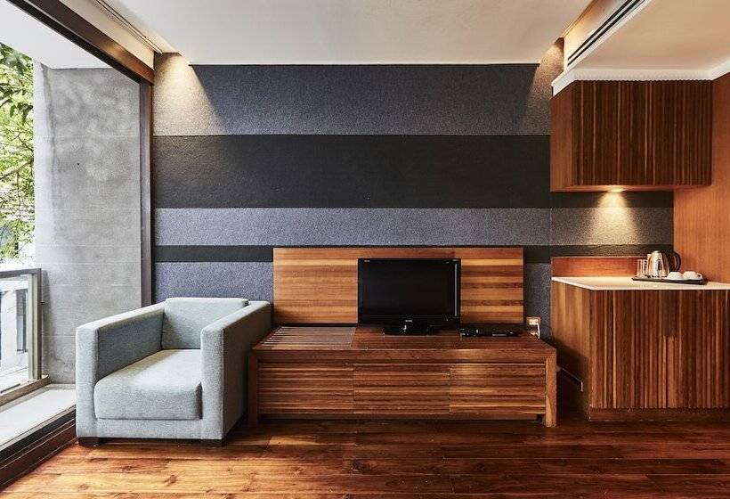 Escritório Estandar Vista Cidade, Luxx Langsuan Hotel   Sha Plus
