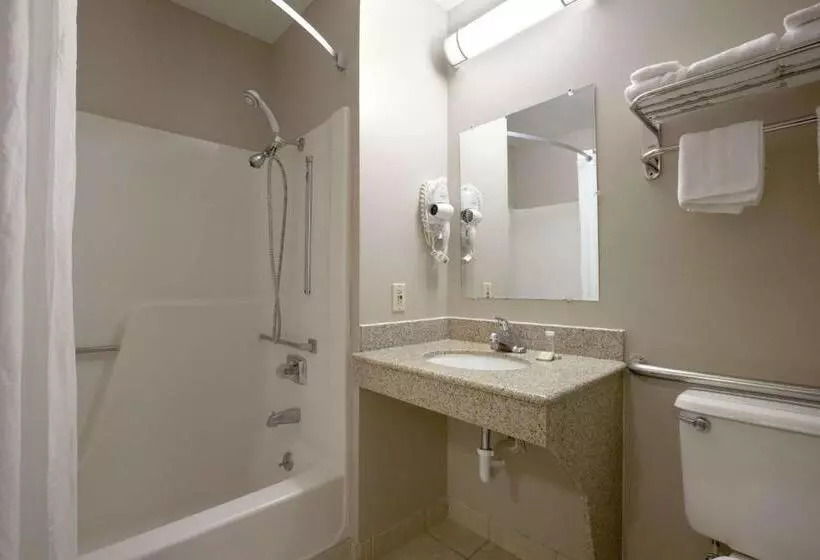 身障者適用スタンダードルーム, Super 8 By Wyndham Fremont Ne