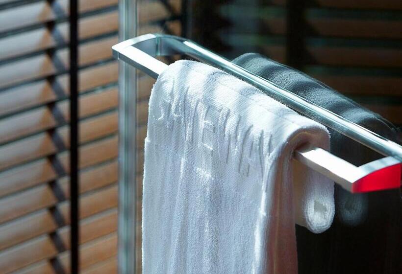 高级大房间, Gateway Nashik