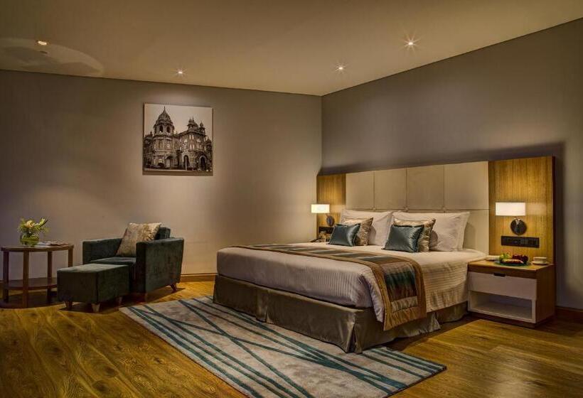 带大床的小型套房, Gateway Nashik