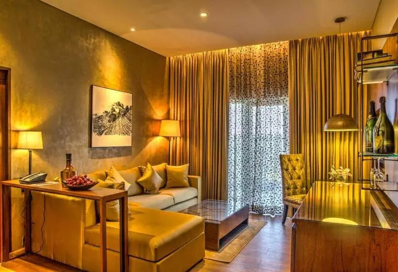 スイート, Gateway Nashik