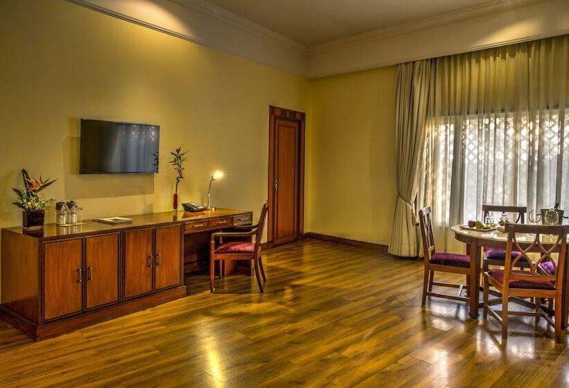 行政套房, Gateway Nashik