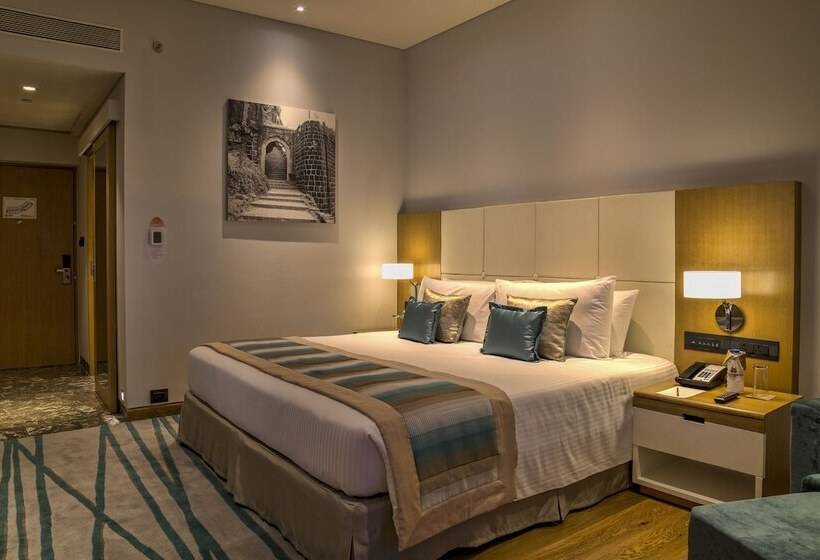 行政套房, Gateway Nashik