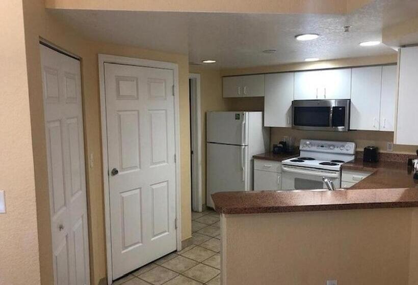 デラックススイート2ベッドルーム, Vacation Village At Parkway