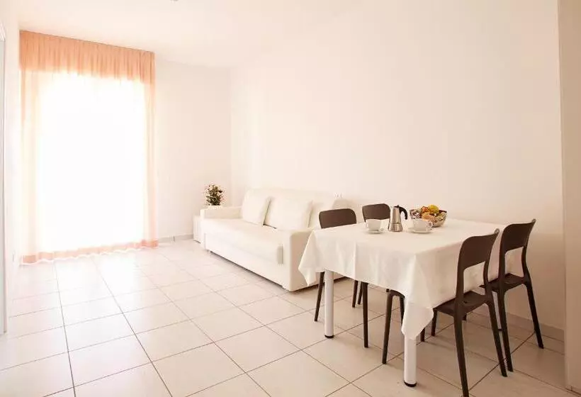 استودیوی سوپریور, Miriam Hotel & Residence