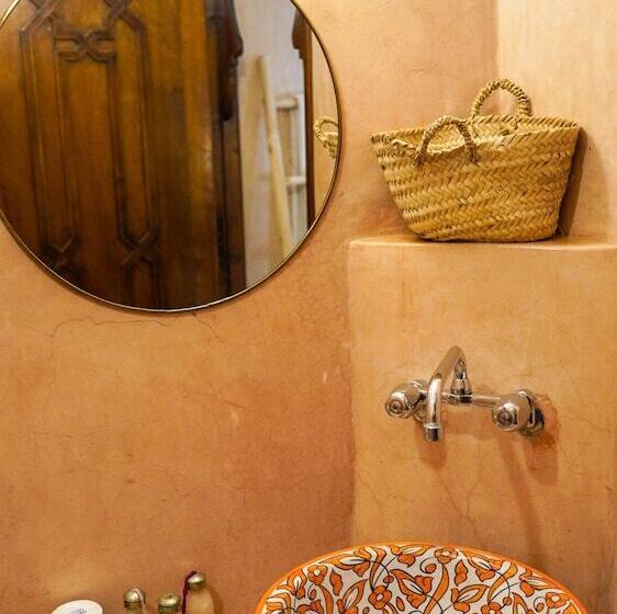 اتاق استاندارد, Monriad