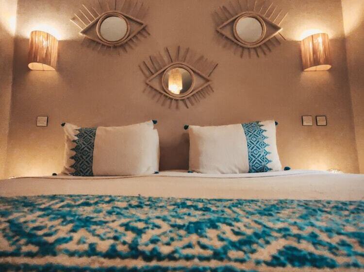 اتاق سوپریور, Monriad