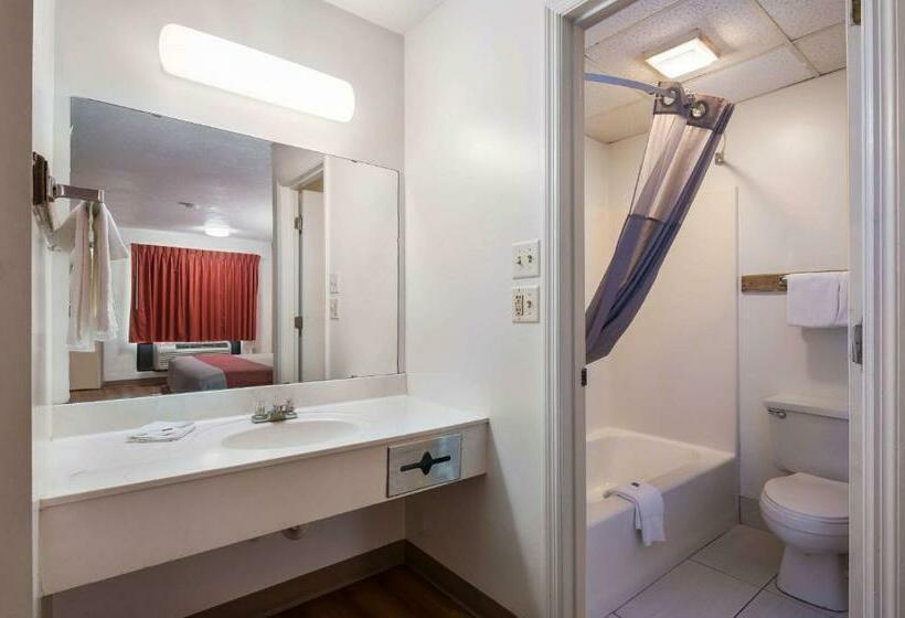 اتاق لوکس چهار تخته, Motel 6attalla, Al