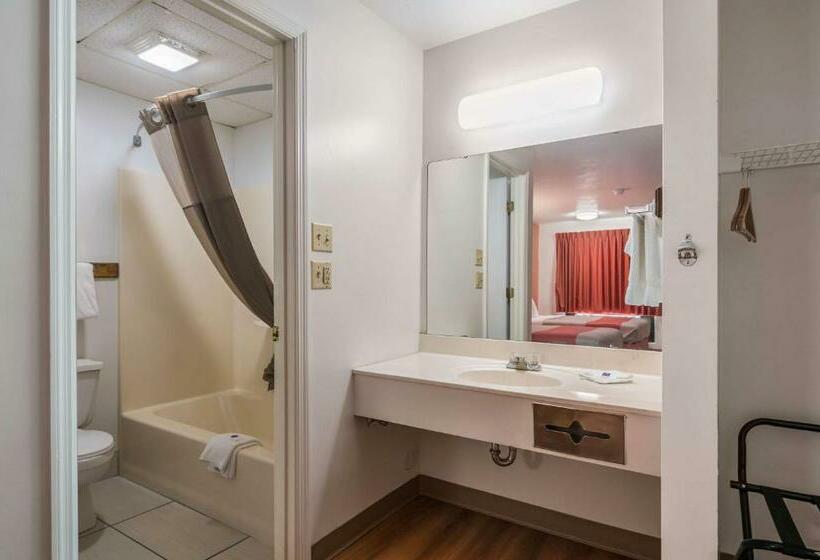 اتاق لوکس چهار تخته, Motel 6attalla, Al