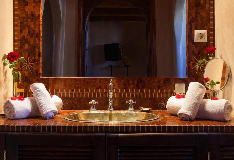 اتاق راحتی, Riad Chbanate