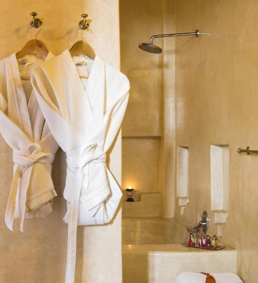 اتاق سوپریور, Riad Chbanate