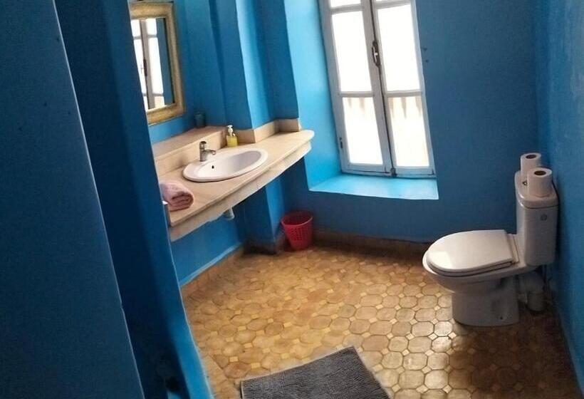 Номер Стандарт, Riad Darko