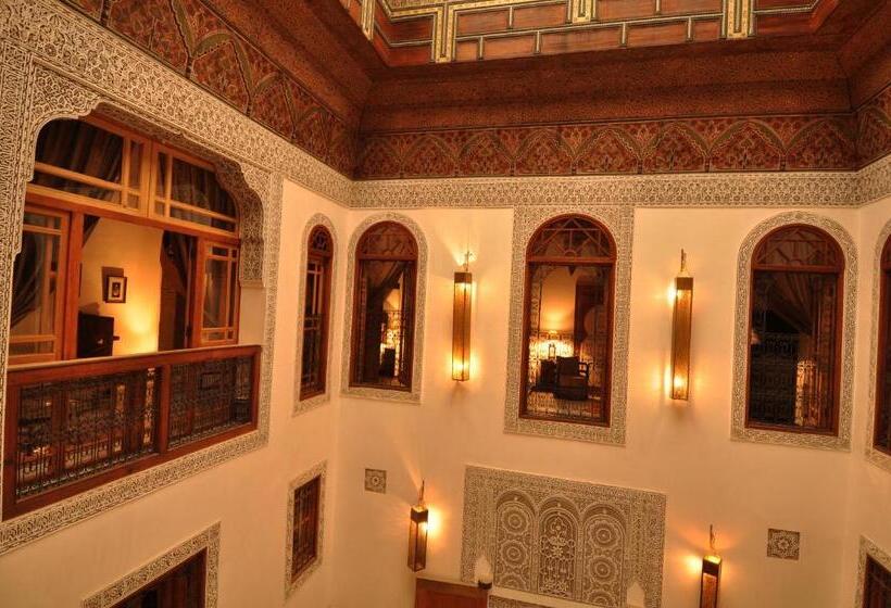 سوییت, Riad Layla