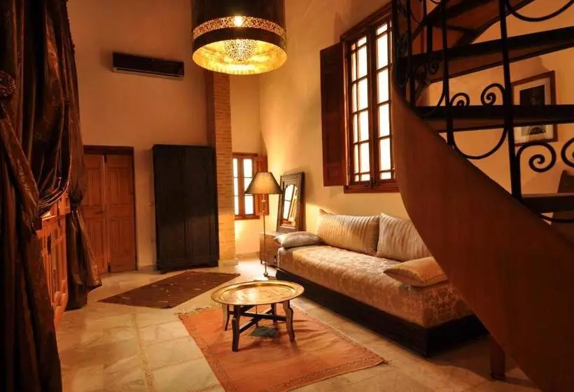 سوئیت رویال, Riad Layla